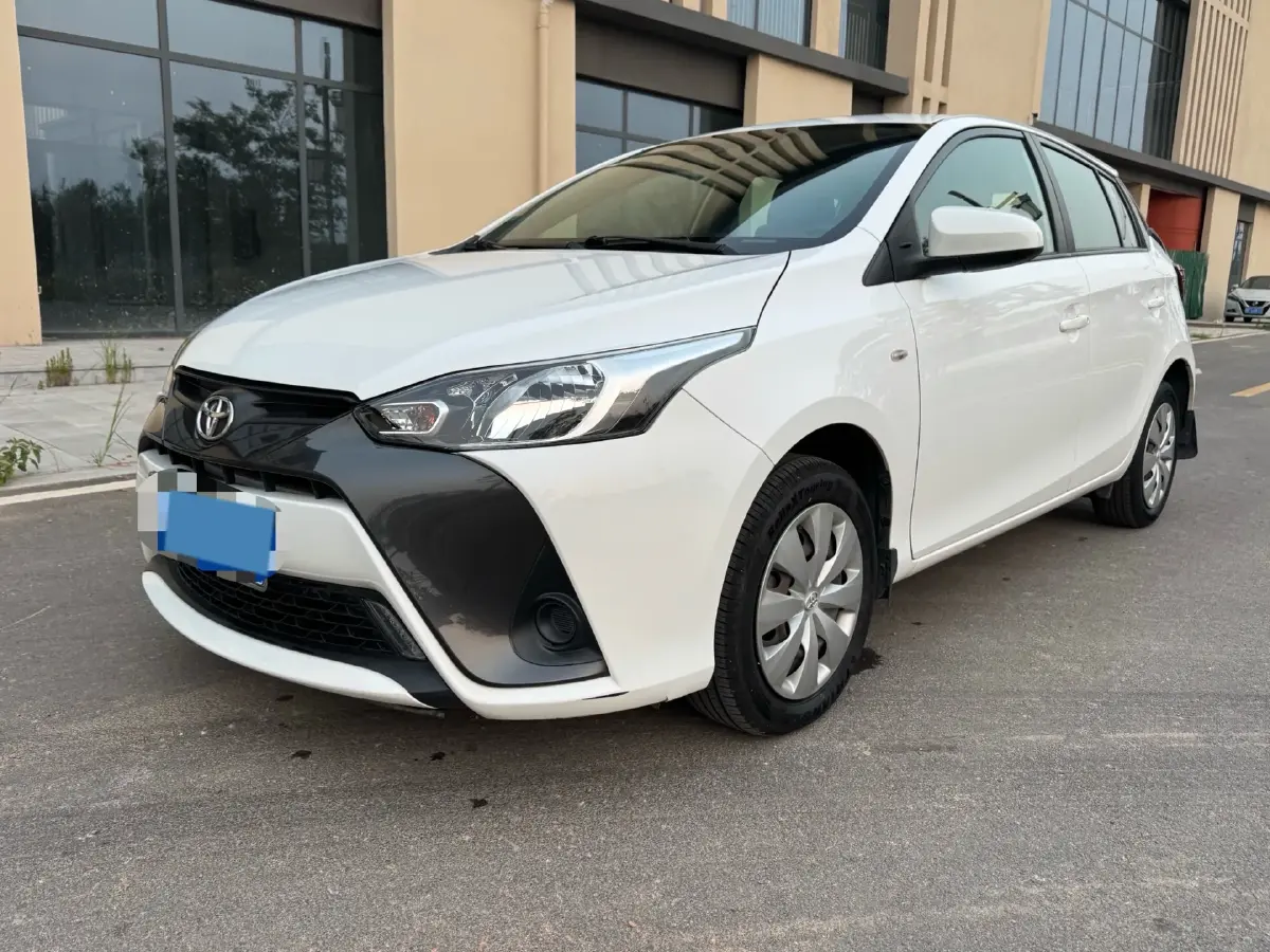 2019 Toyota Yaris L 1.5L 110HP L4 CVT