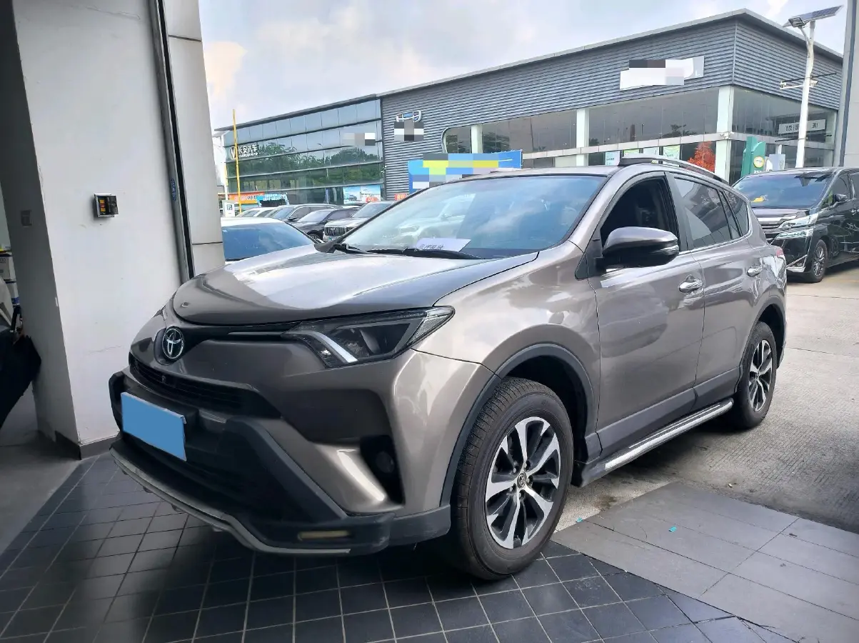 2019 Toyota RAV4 2.0L 151HP L4 CVT