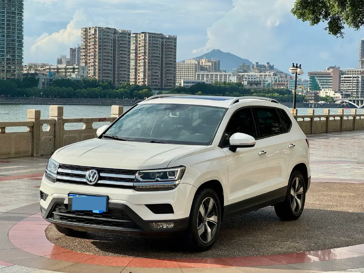 2021 Volkswagen Tharu 1.4T 150HP L4 7DCT