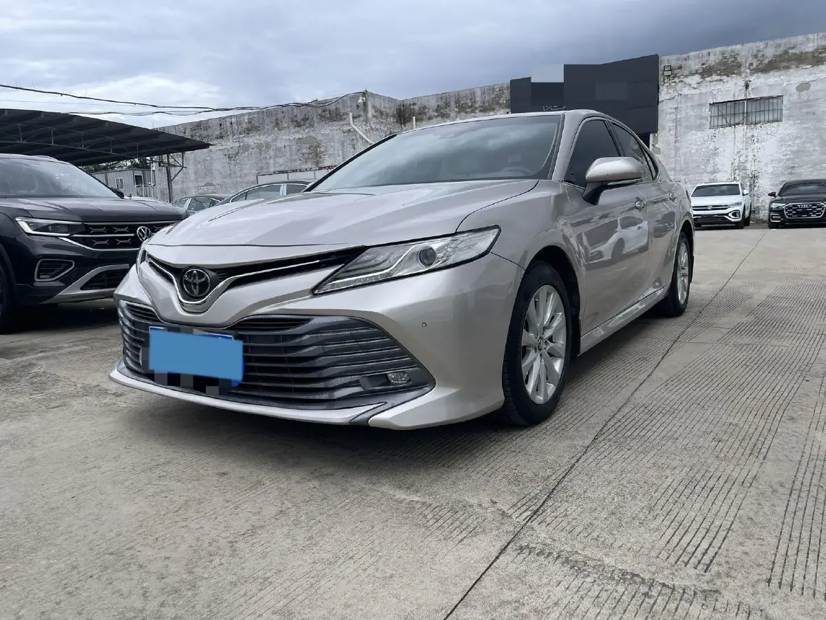 2018 Toyota Camry 2.0L 169HP L4 6AT