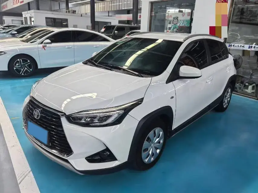 2022 Toyota Yaris L 1.5L 112HP L4 CVT