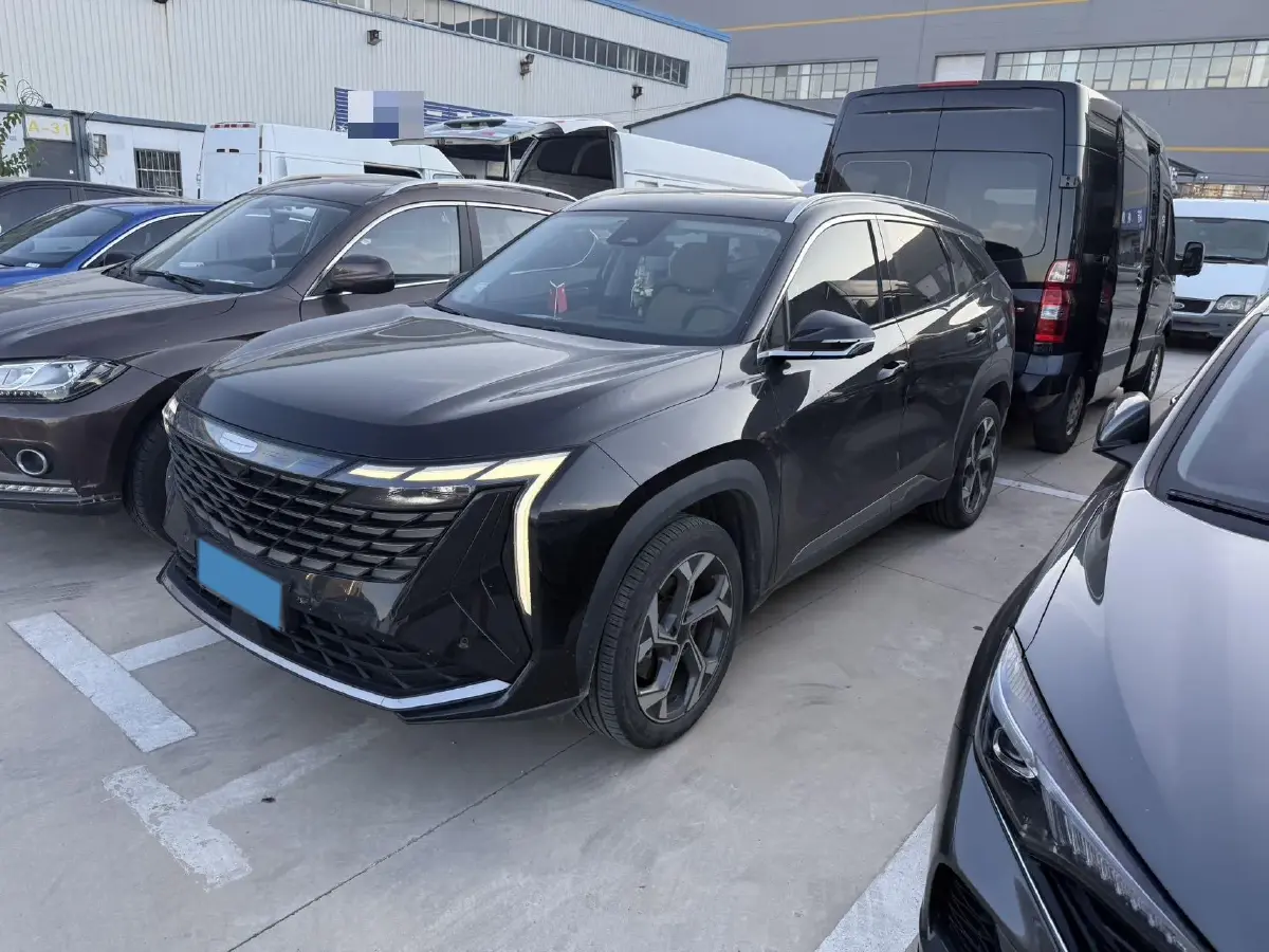 2023 Geely StarRay 1.5T 181HP L4 7DCT