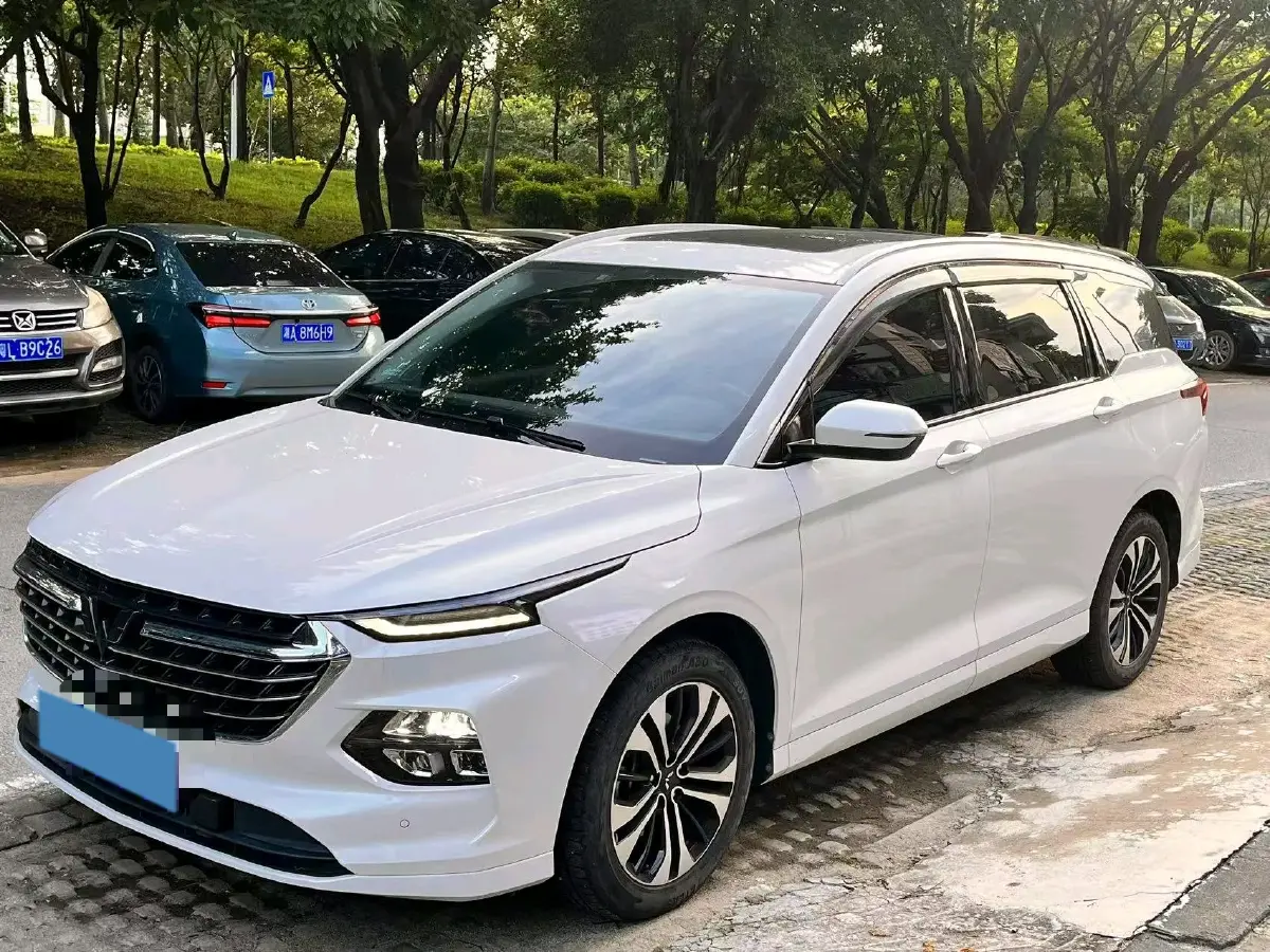2022 WuLing KaiJie 1.5T 177HP L4 CVT