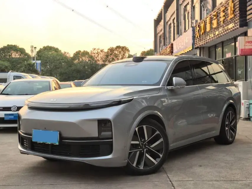 2023 Li L8 Range Extended 154HP REEV 40.9KWH