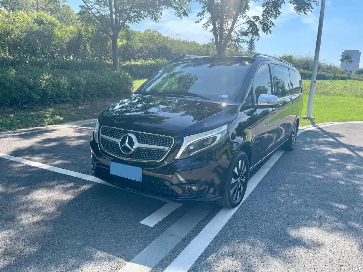 2021 Mercedes-Benz Vito 2.0T 211HP L4 9AT