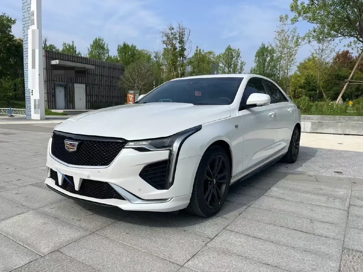 2023 Cadillac CT4 1.5T 211HP L4 8AT