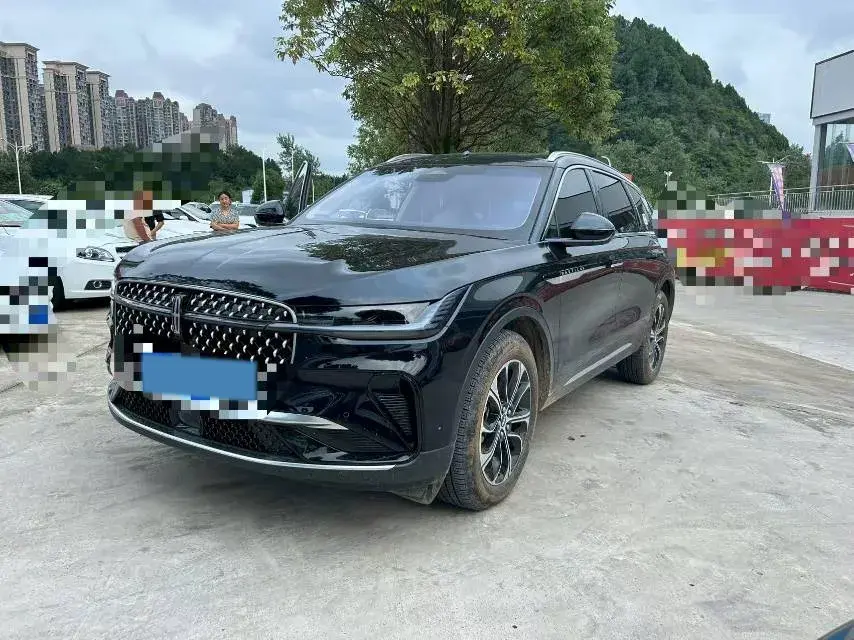 2023 Lincoln Nautilus 2.0T 261HP L4 8AT