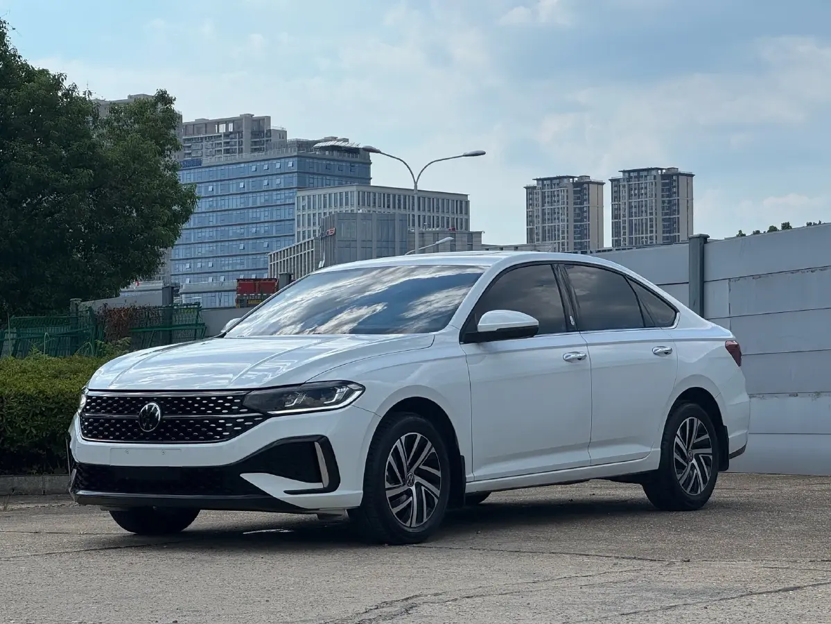 2023 Volkswagen Lavida 1.5L 113HP L4 6AT