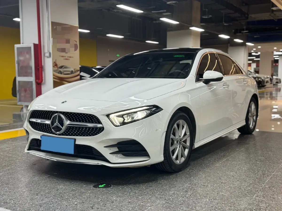 2021 Mercedes-Benz A Class 1.3T 163HP L4 7DCT