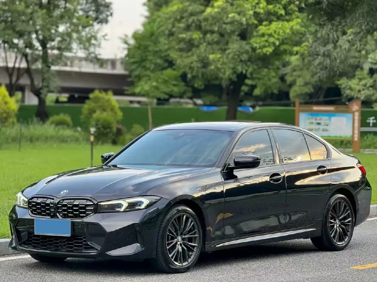 2024 BMW 3 Series 2.0T 245HP L4 8AT