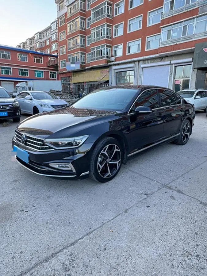 2023 Volkswagen Magotan 2.0T 186HP L4 7DCT