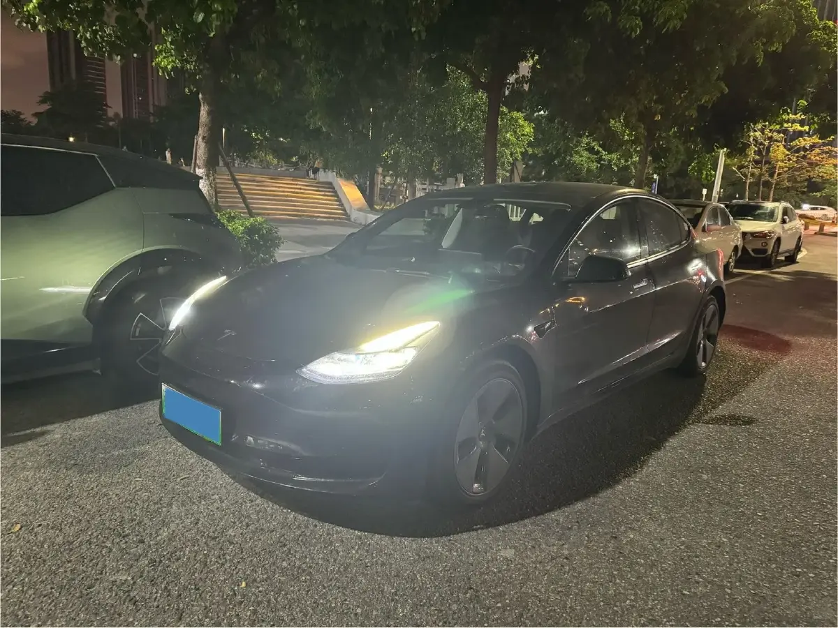 2022 Tesla Model 3 BEV 60KWH