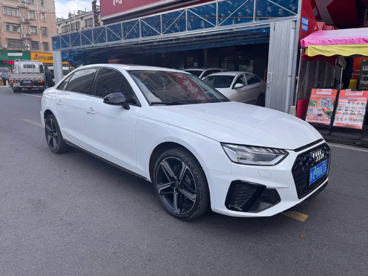 2024 Audi A4L 2.0T 190HP L4 7DCT,autocango,china used car exporter,china ev exporter,chinese used car exporter,chinese used ev exporter
