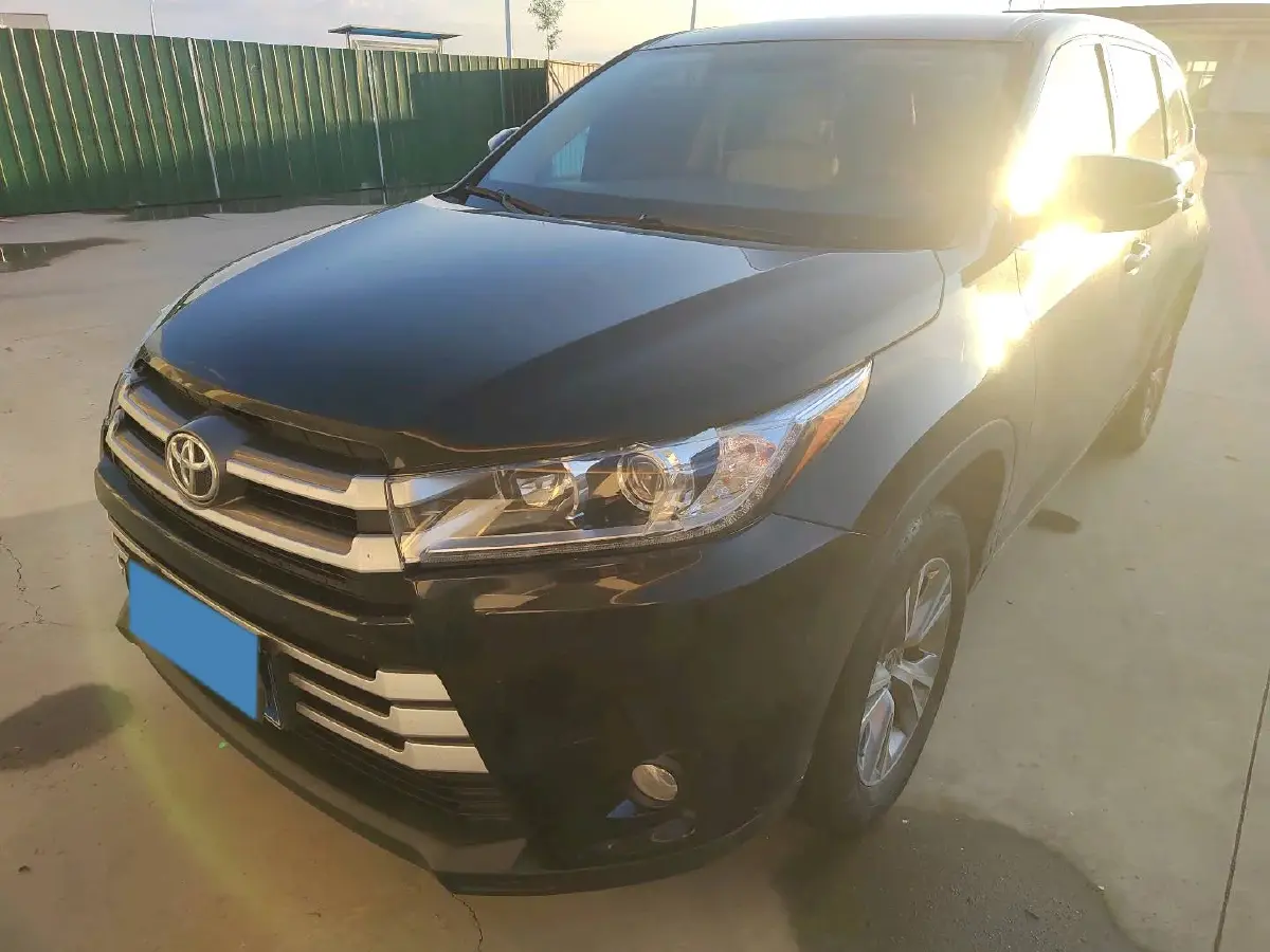 2018 Toyota Highlander 2.0T 220HP L4 6AT