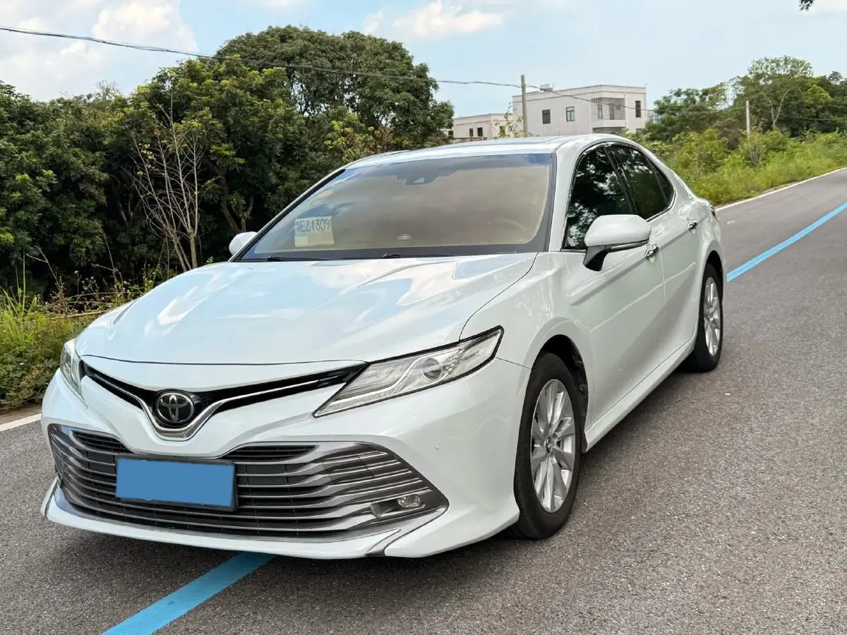 2018 Toyota Camry 2.0L 169HP L4 6AT