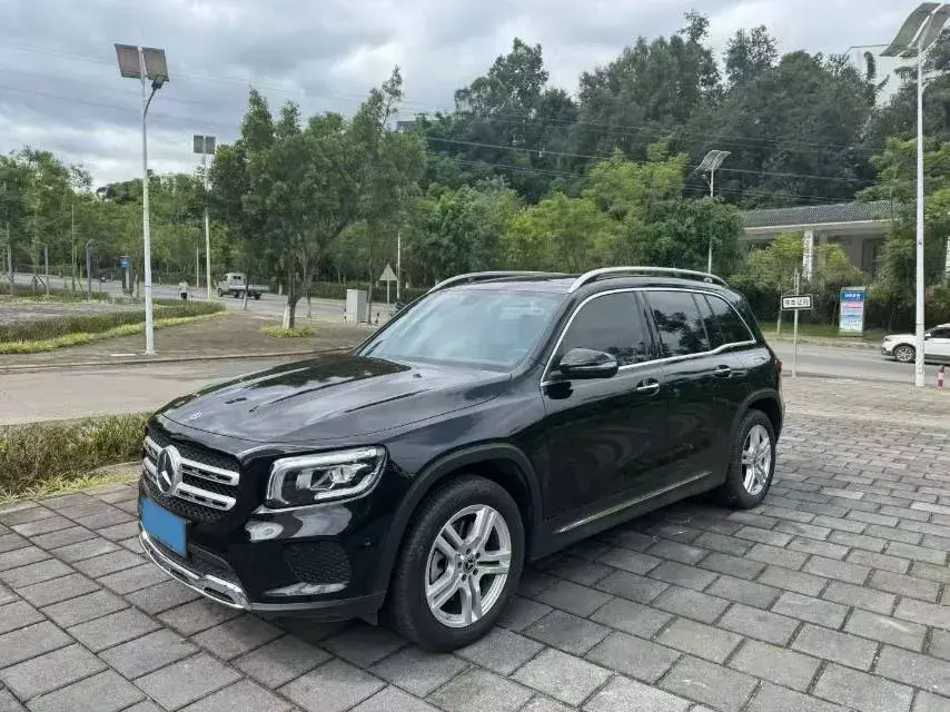 2023 Mercedes-Benz GLB Class 2.0T 190HP L4 8DCT
