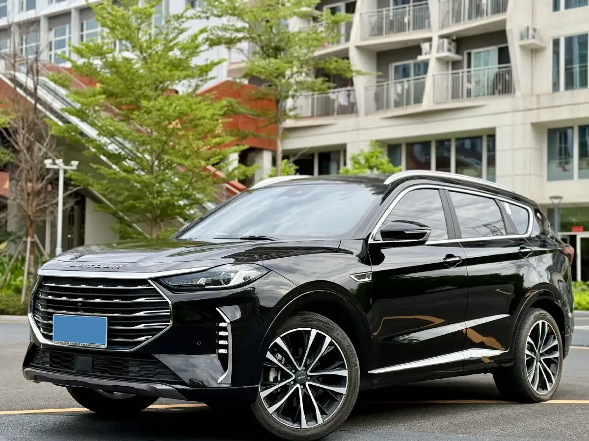 2023 Jetour X70 Plus 1.6T 197HP L4 7DCT