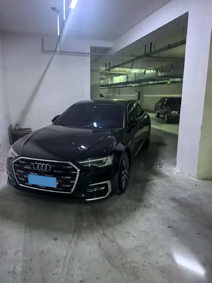 2023 Audi A6L 2.0T 245HP L4 7DCT