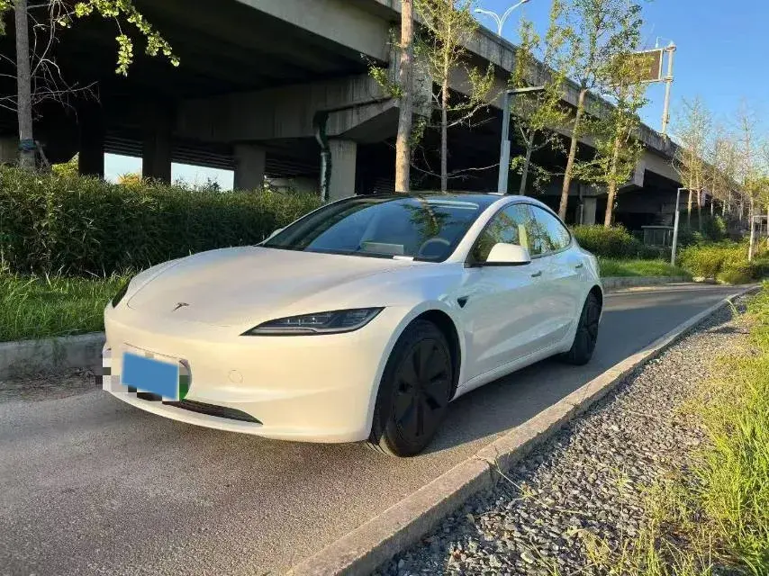 2023 Tesla Model 3 BEV 78.4KWH