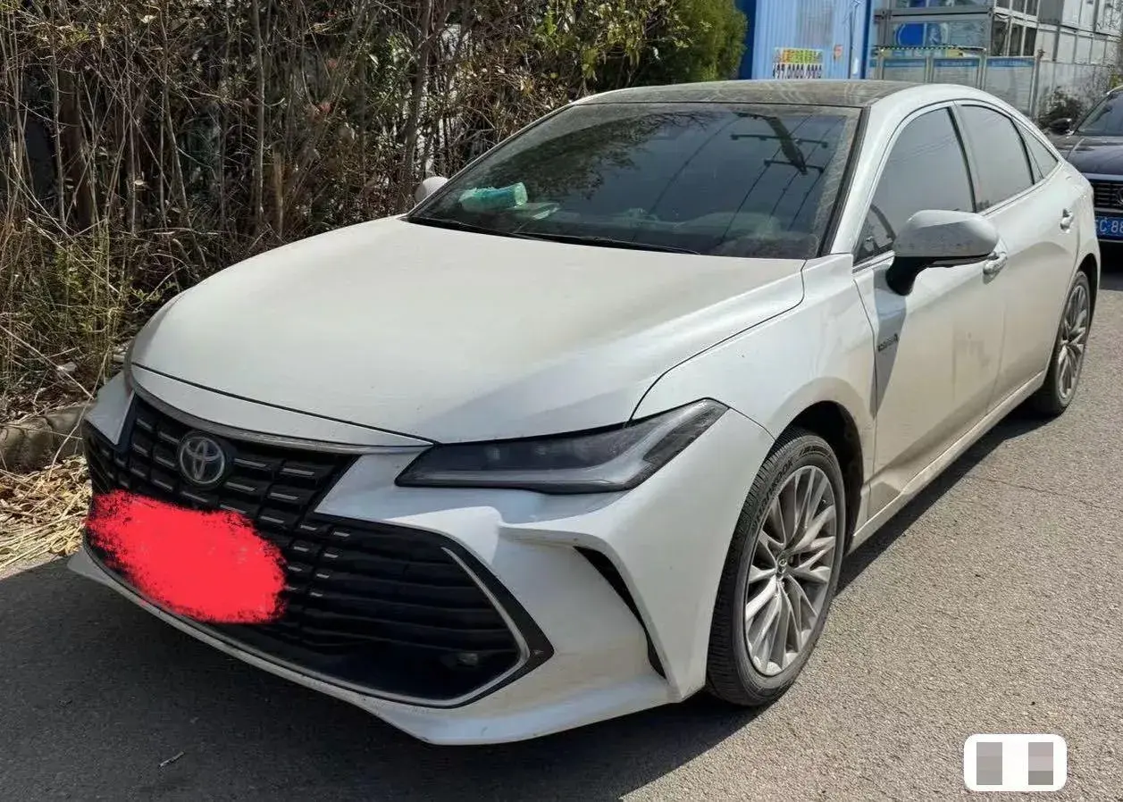 2023 Toyota Avalon 2.5L 178HP L4 E-CVT Hybrid