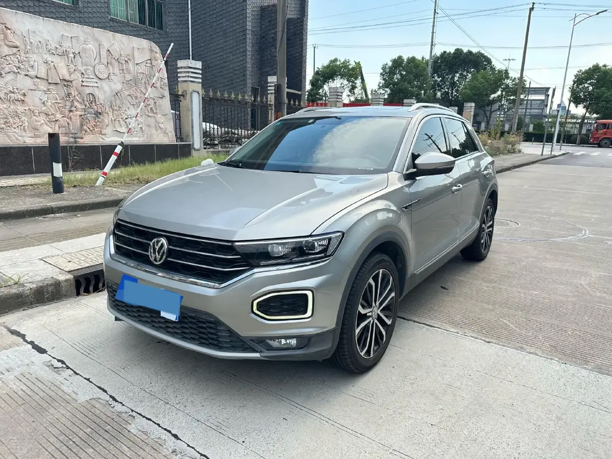 2021 Volkswagen T-Roc 1.4T 150HP L4 7DCT