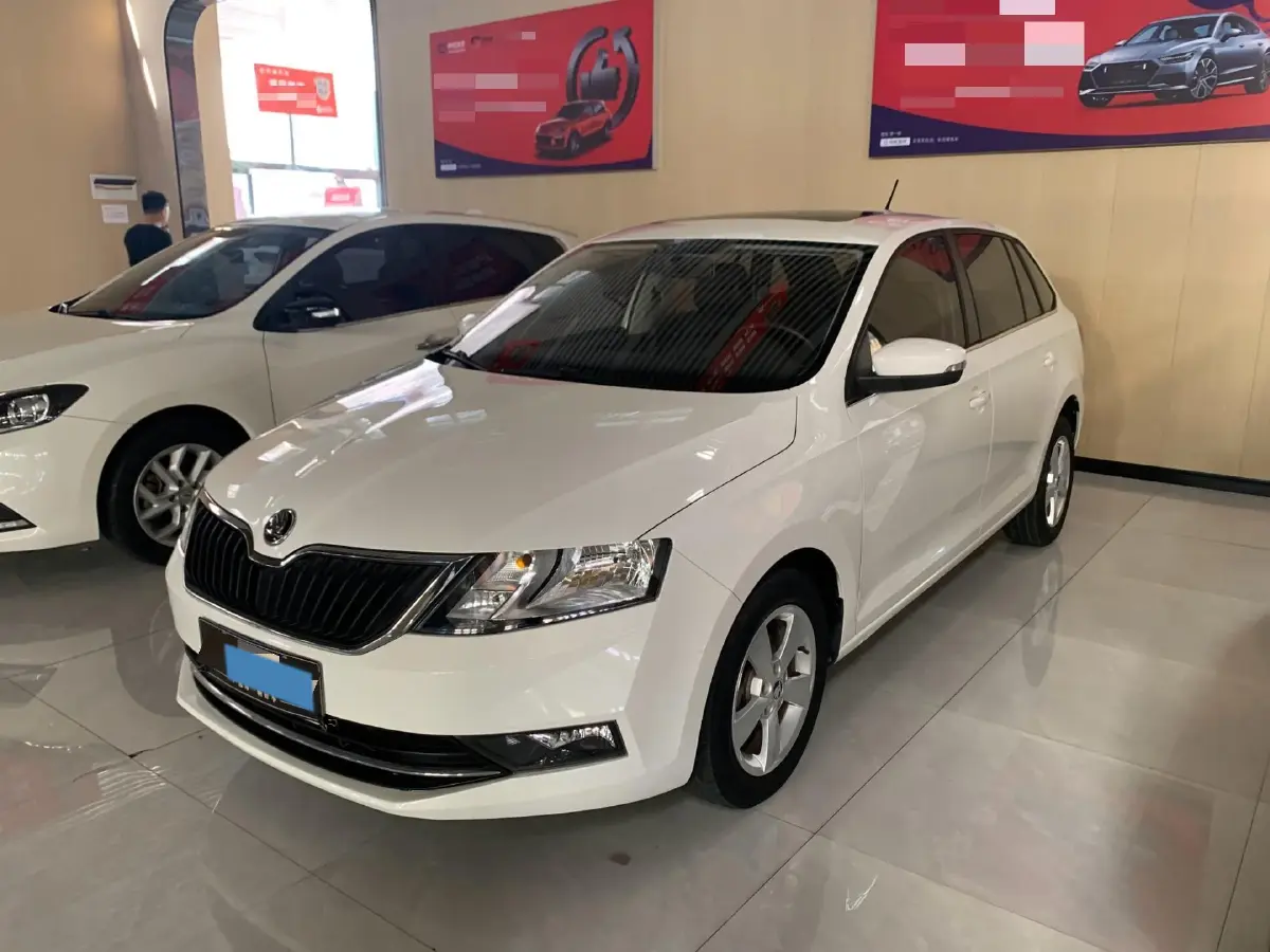 2018 Skoda Rapid Spaceback 1.6L 110HP L4 6AT