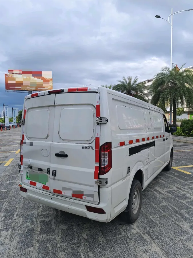 2024 Dongfeng YuFengEM27 BEV 41.472KWH,autocango,china used car exporter,china ev exporter,chinese used car exporter,chinese used ev exporter