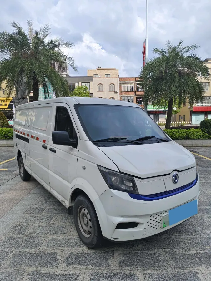 2024 Dongfeng YuFengEM27 BEV 41.472KWH,autocango,china used car exporter,china ev exporter,chinese used car exporter,chinese used ev exporter
