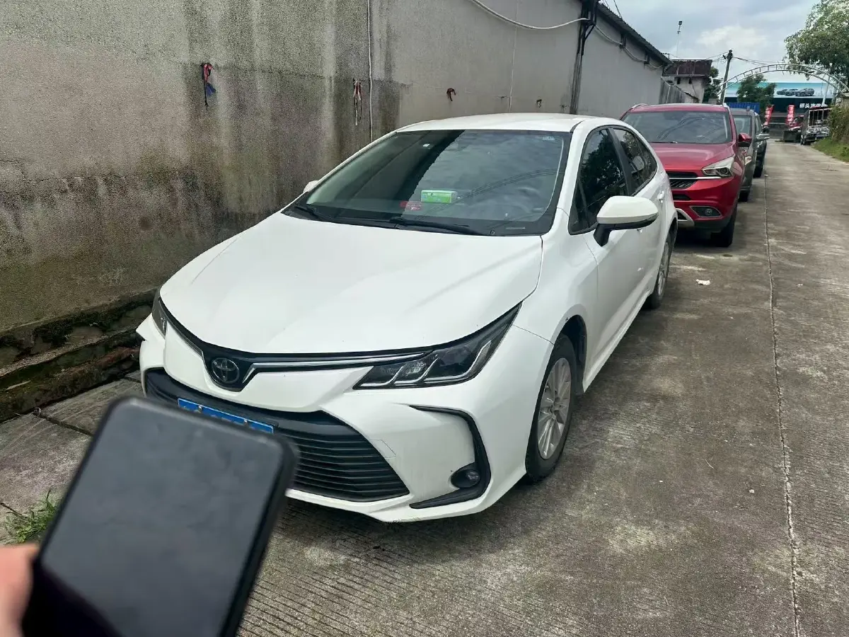 2019 Toyota Corolla 1.2T 116HP L4 CVT