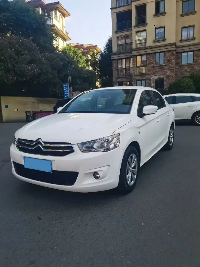 2014 Citroen Elysee 1.6L 117HP L4 5MT