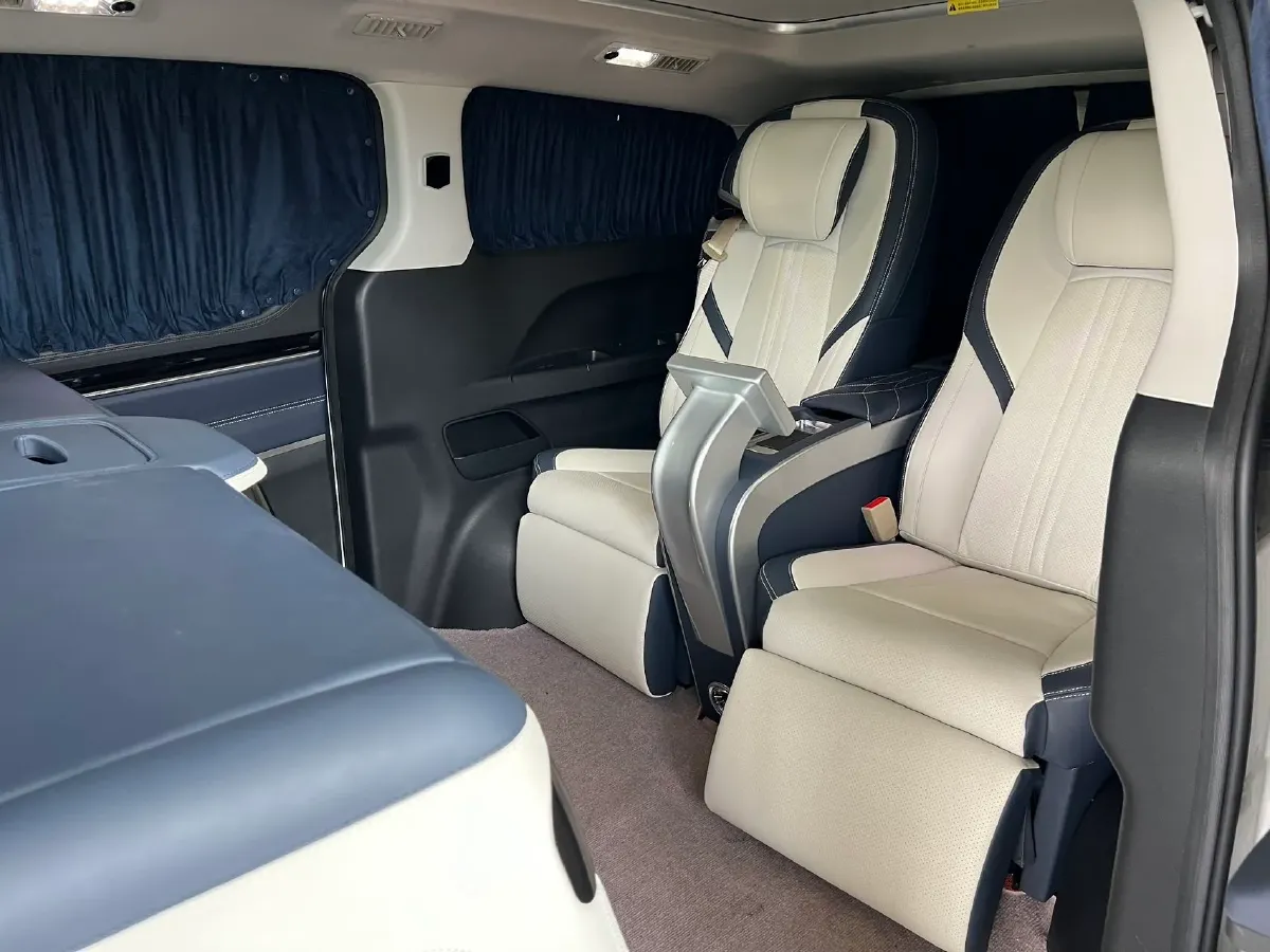 2021 MAXUS G20 RV 2.0T 224HP L4 8AT,autocango,china used car exporter,china ev exporter,chinese used car exporter,chinese used ev exporter