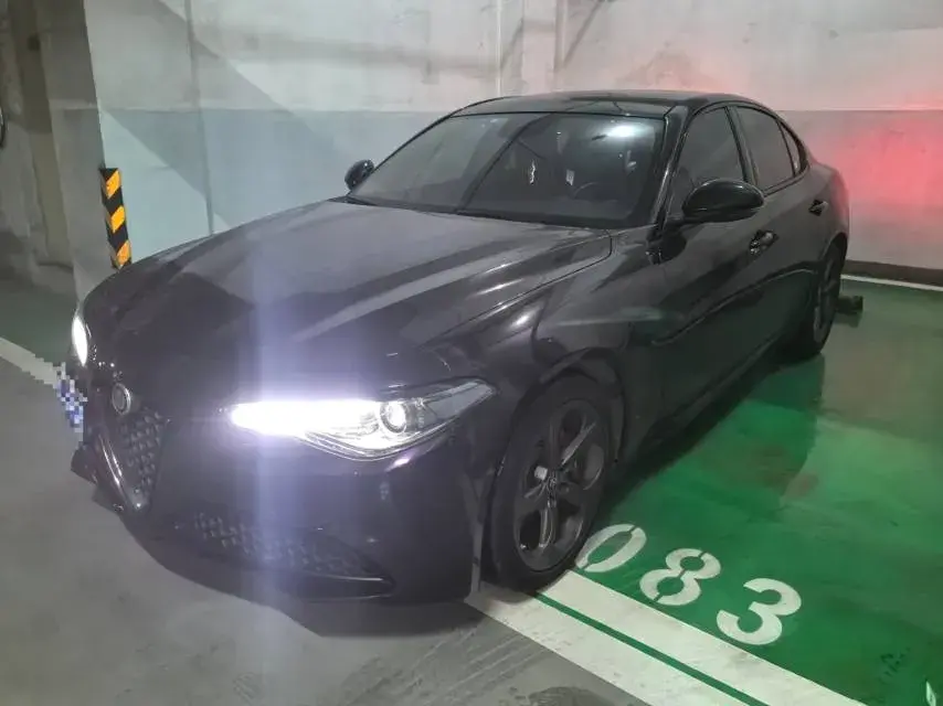 2019 Alfa Romeo Giulia 2.0T 280HP L4 8AT