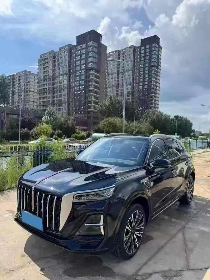 2023 HongQi HS5 2.0T 252HP L4 8AT
