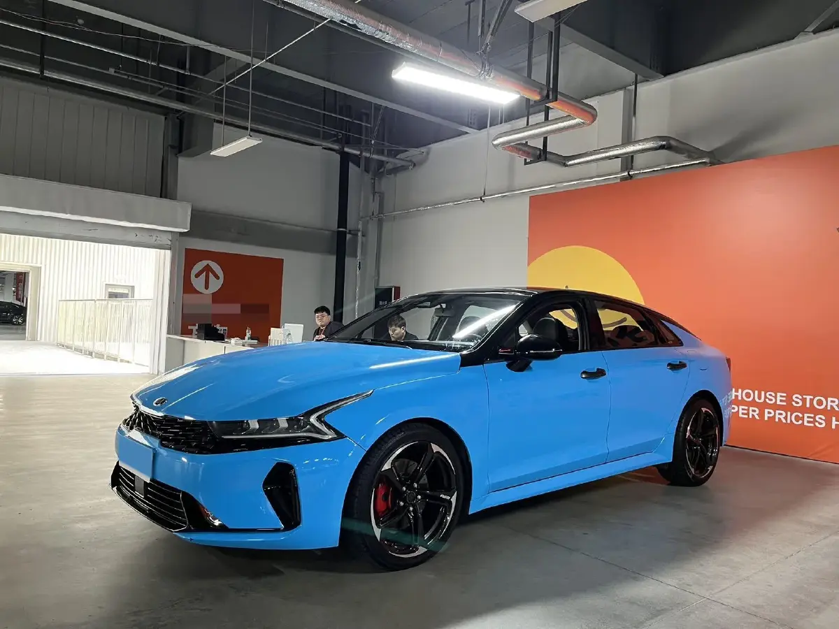 2020 Kia K5 2.0T 240HP L4 8AT