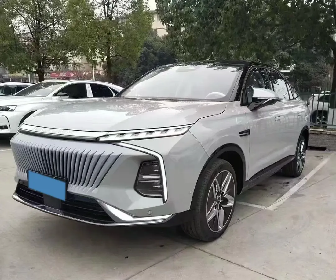 2022 Roewe Whale 2.0T 231HP L4 8AT,autocango,china used car exporter,china ev exporter,chinese used car exporter,chinese used ev exporter