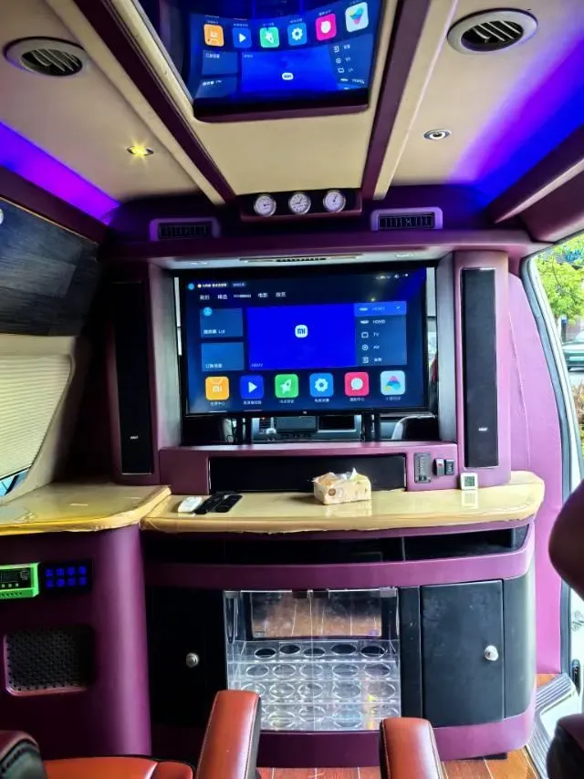 2011 Toyota Hiace 2.7L 154HP L4 4AT,autocango,china used car exporter,china ev exporter,chinese used car exporter,chinese used ev exporter