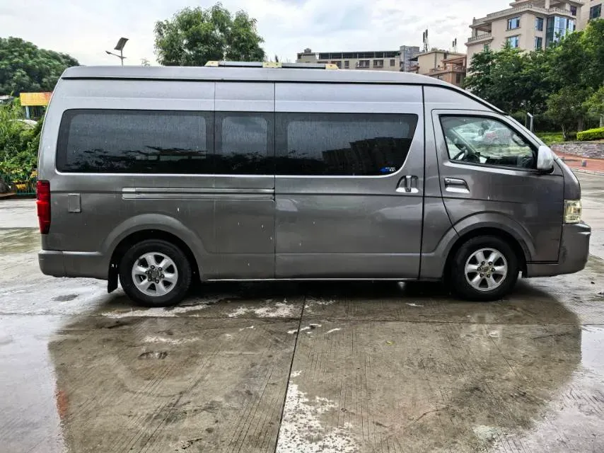 2011 Toyota Hiace 2.7L 154HP L4 4AT,autocango,china used car exporter,china ev exporter,chinese used car exporter,chinese used ev exporter