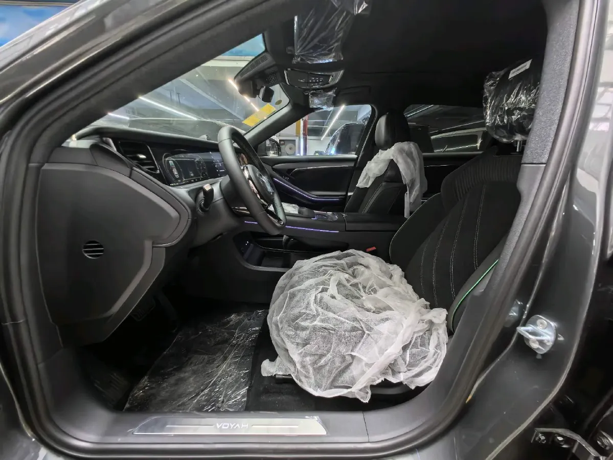 2025 Voyah FREE 1.5T 150HP L4 REEV 43KWH,autocango,china used car exporter,china ev exporter,chinese used car exporter,chinese used ev exporter