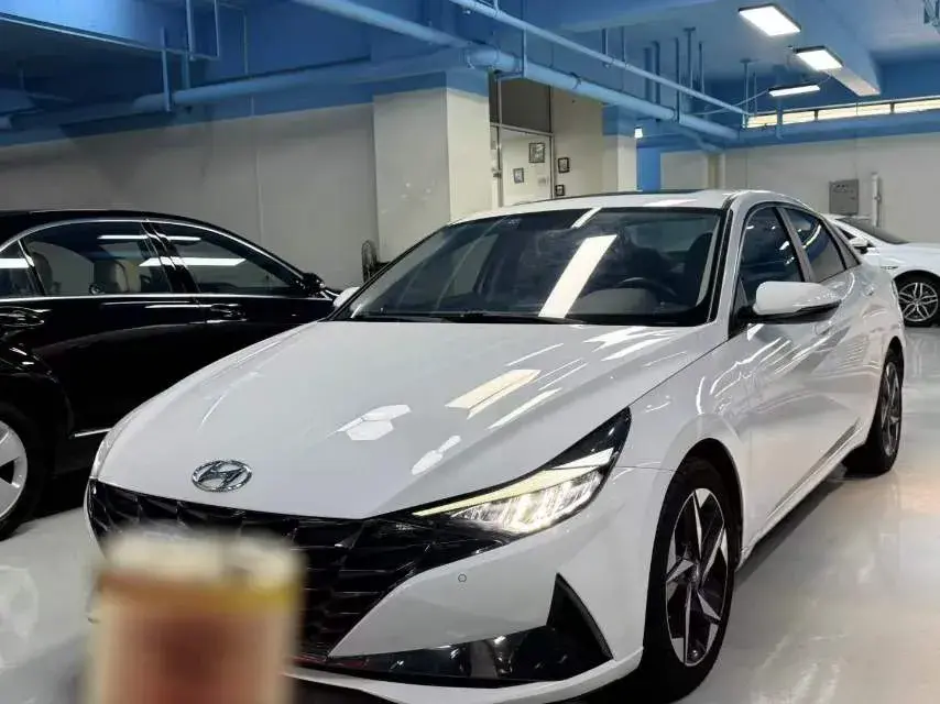 2021 Hyundai Elantra 1.5L 115HP L4 CVT