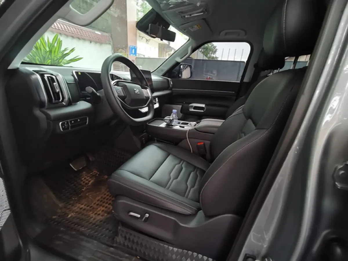 2025 Dongfeng Z9 GE PHEV 1.5T 147HP L4 4DHT PHEV,autocango,china used car exporter,china ev exporter,chinese used car exporter,chinese used ev exporter