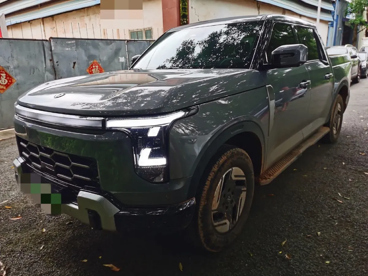 2025 Dongfeng Z9 GE PHEV 1.5T 147HP L4 4DHT PHEV,autocango,china used car exporter,china ev exporter,chinese used car exporter,chinese used ev exporter