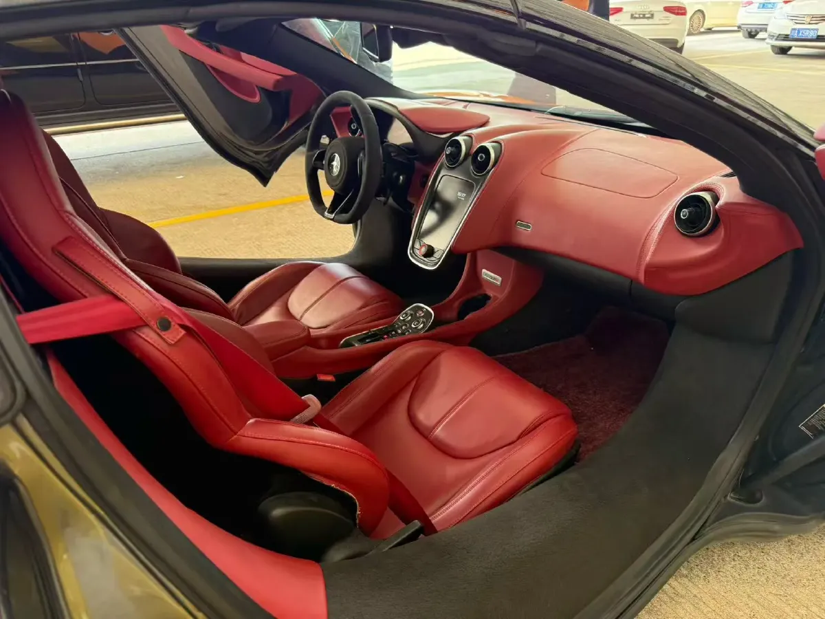 2019 McLaren 570 3.8T 570HP V8 7DCT,autocango,china used car exporter,china ev exporter,chinese used car exporter,chinese used ev exporter