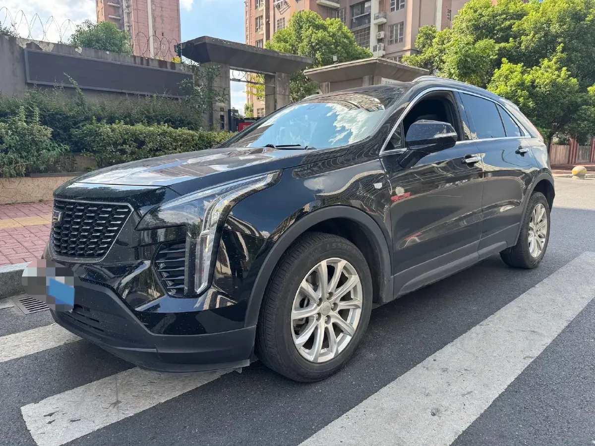 2021 Cadillac XT4 2.0T 237HP L4 9AT