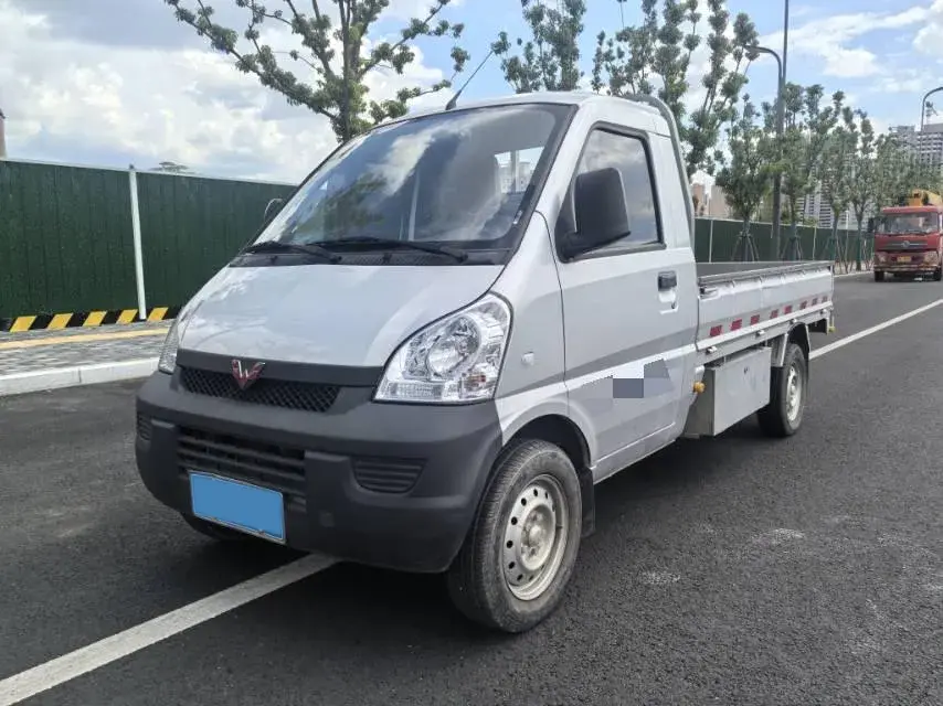 2021 WuLing RongGuang Mini Truck 1.5L 99HP L4 5MT