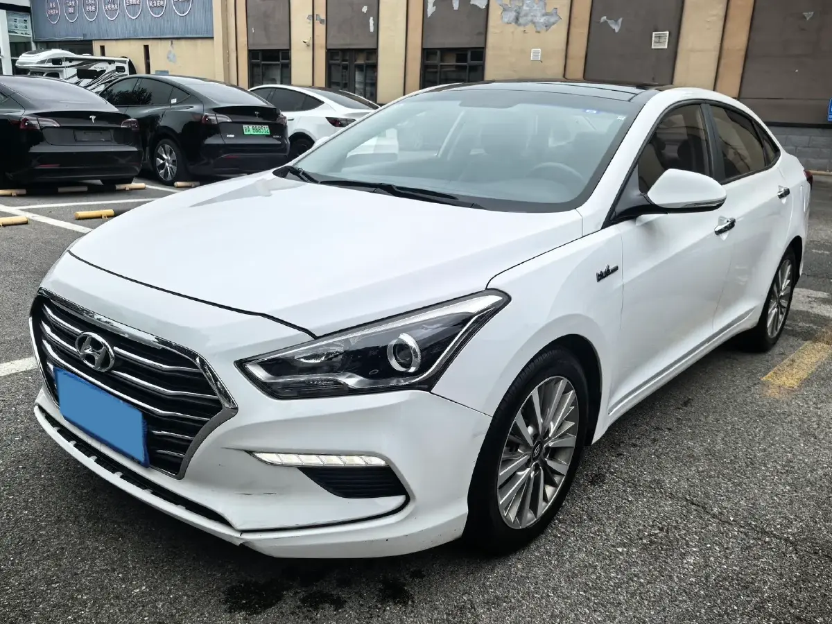 2017 Hyundai Mistra 1.6T 175HP L4 7DCT