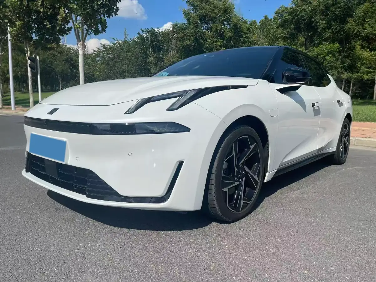 2024 LYNK&CO 07 EM-P 1.5T 163HP L4 3DHT PHEV 18.99KWH