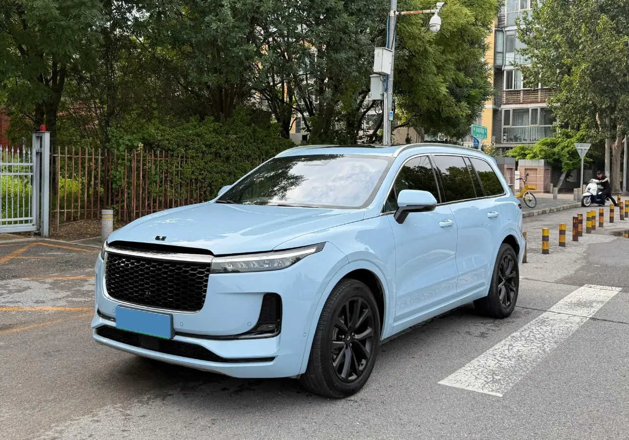 2021 Li ONE Range Extended 131HP REEV 40.5KWH