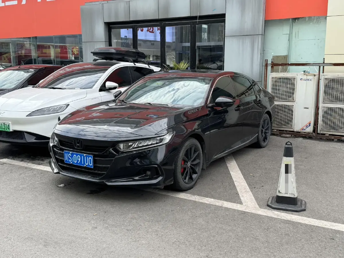 2022 Honda Accord 1.5T 194HP L4 CVT