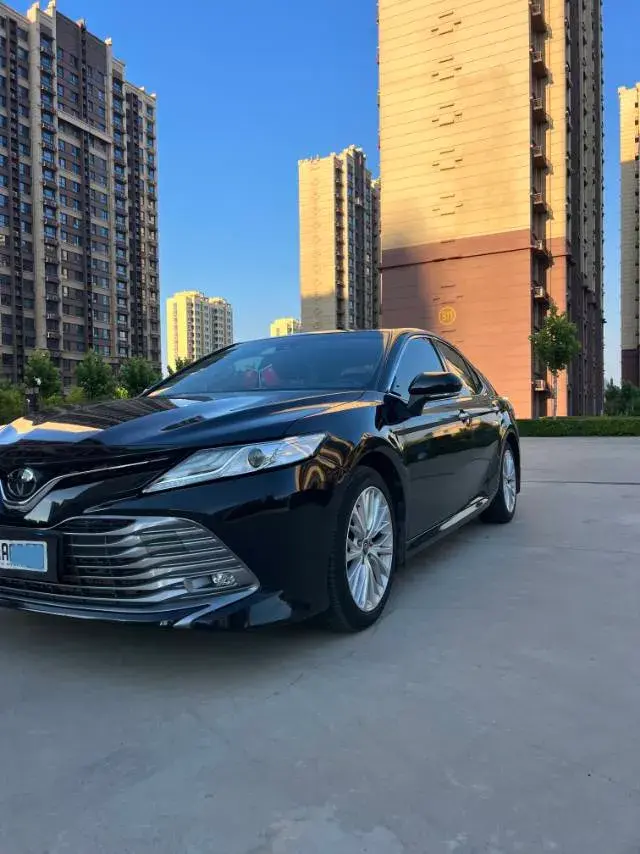 2019 Toyota Camry 2.5L 209HP L4 8AT