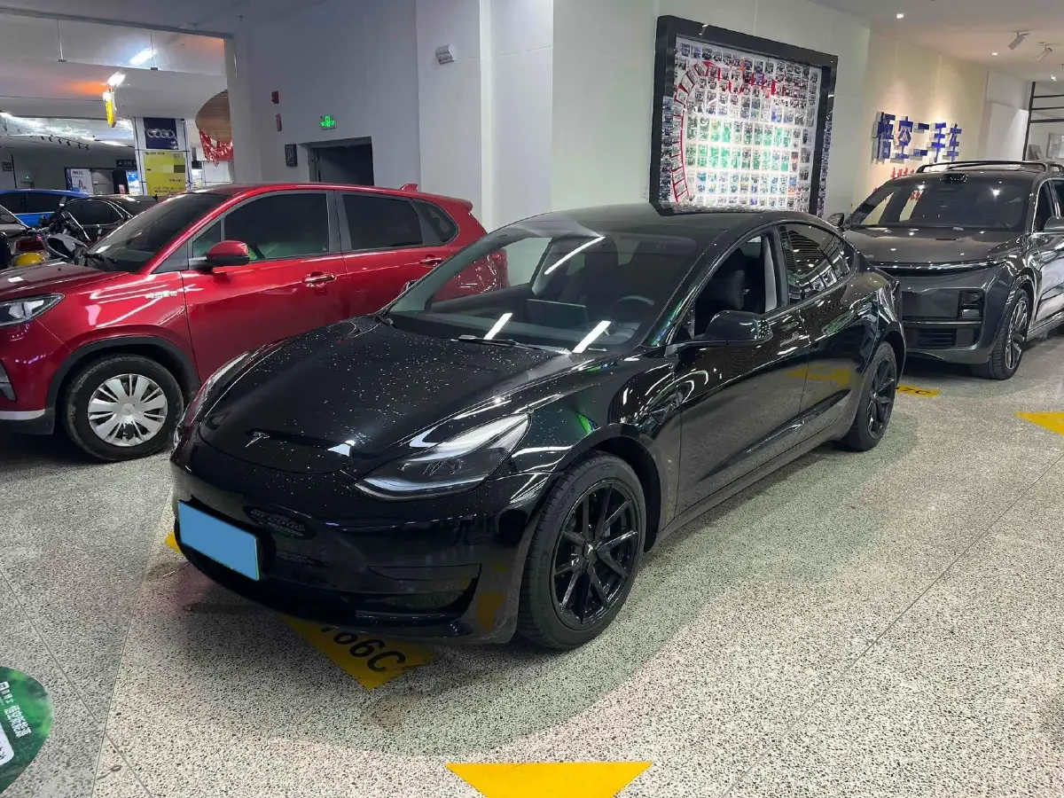 2022 Tesla Model 3 BEV 60KWH